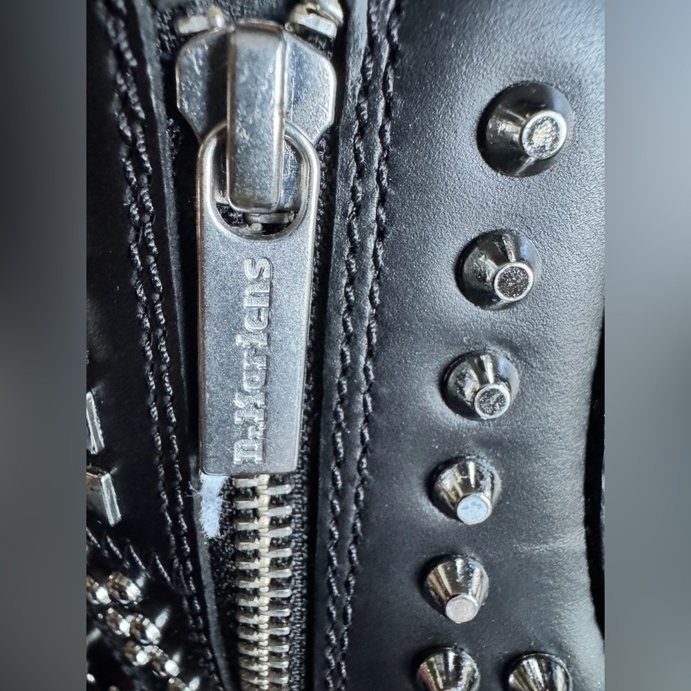 DR MARTENS 1460 STUDDED ZIP ATLAS LEATHER LACE UP - Picture 13 of 16